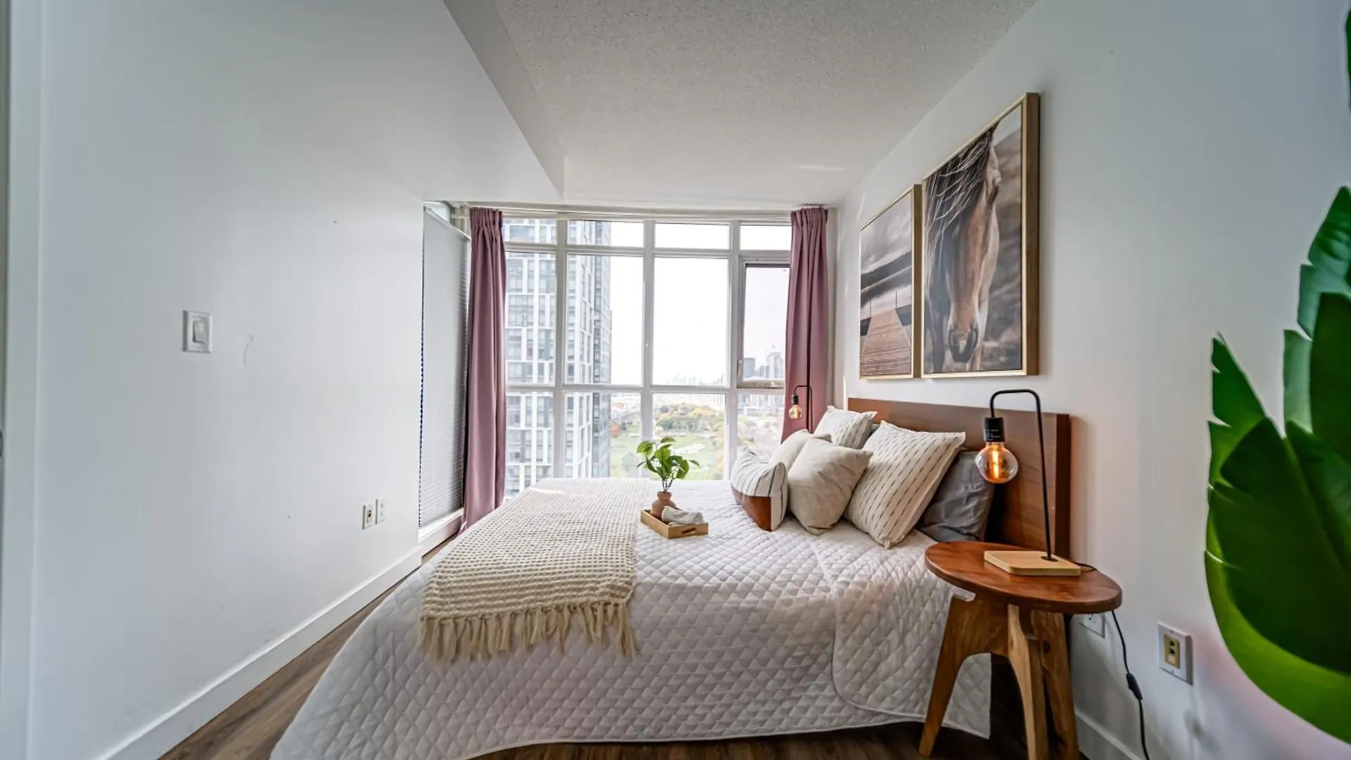 トロントThe Hideaway Hubアパートメント 0*, トロント